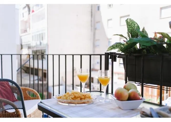 Spaces Deluxe Apartment- 3 Bedroom, 2 Bathroom, Next To Beach, Sleeps 6 Appartamento